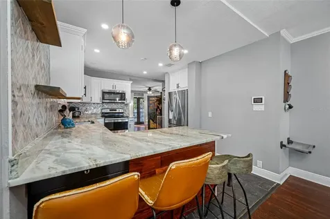 304 W Henry Avenue Tampa FL 33604