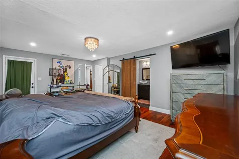304 W Henry Avenue Tampa FL 33604
