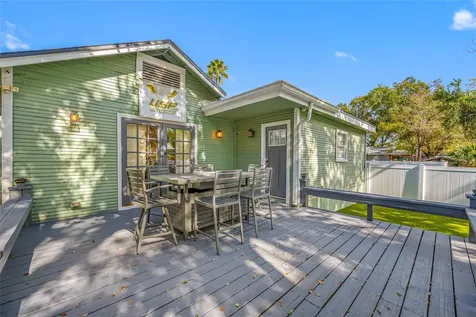 304 W Henry Avenue Tampa FL 33604