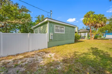 304 W Henry Avenue Tampa FL 33604
