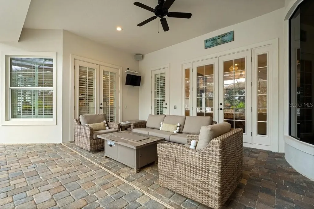 10 Rue Grande Mer Palm Coast FL 32137