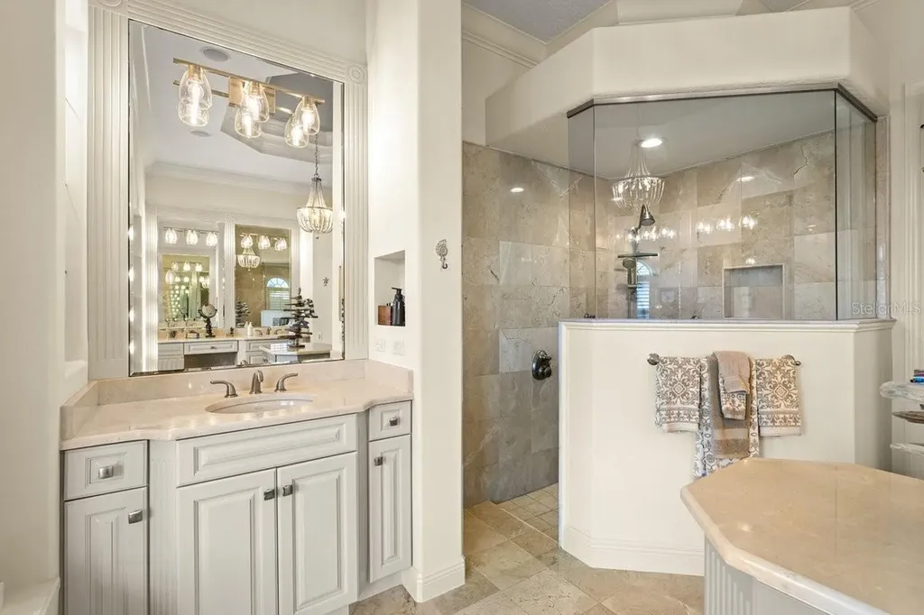 10 Rue Grande Mer Palm Coast FL 32137