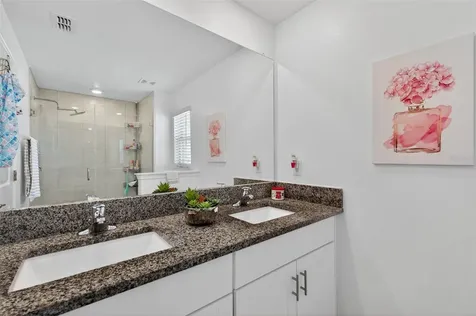 14341 Editors Note Street Ruskin FL 33573