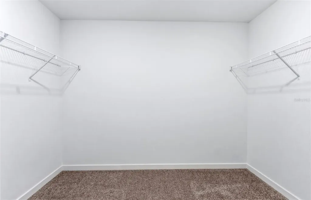 10423 Hidden Banks Glen Parrish FL 34219