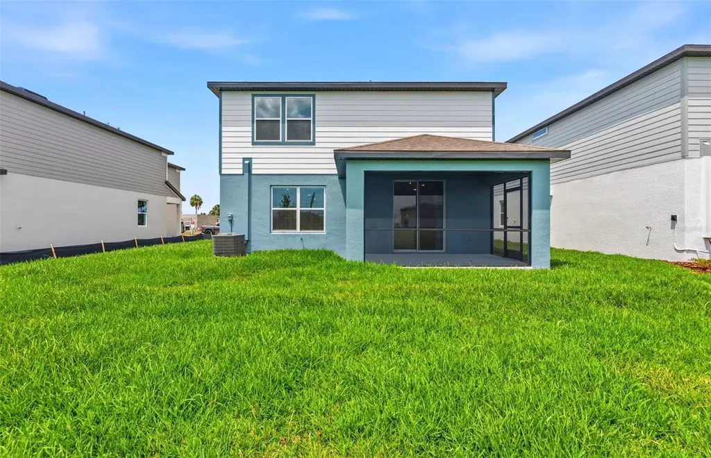10423 Hidden Banks Glen Parrish FL 34219