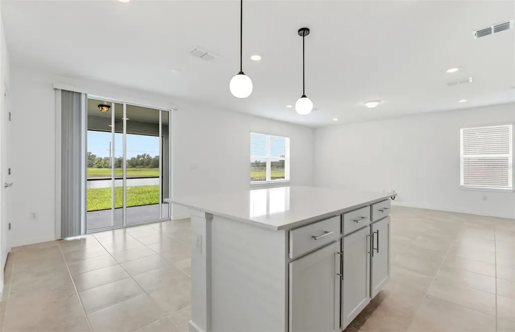 10423 Hidden Banks Glen Parrish FL 34219
