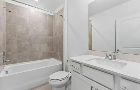 10423 Hidden Banks Glen Parrish FL 34219