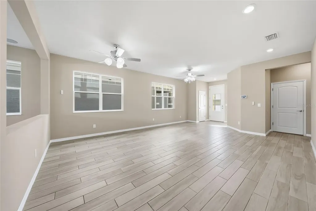 8147 Artisan Circle Seminole FL 33777