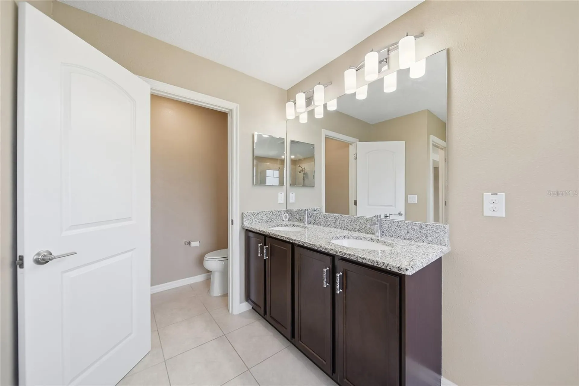 8147 Artisan Circle Seminole FL 33777