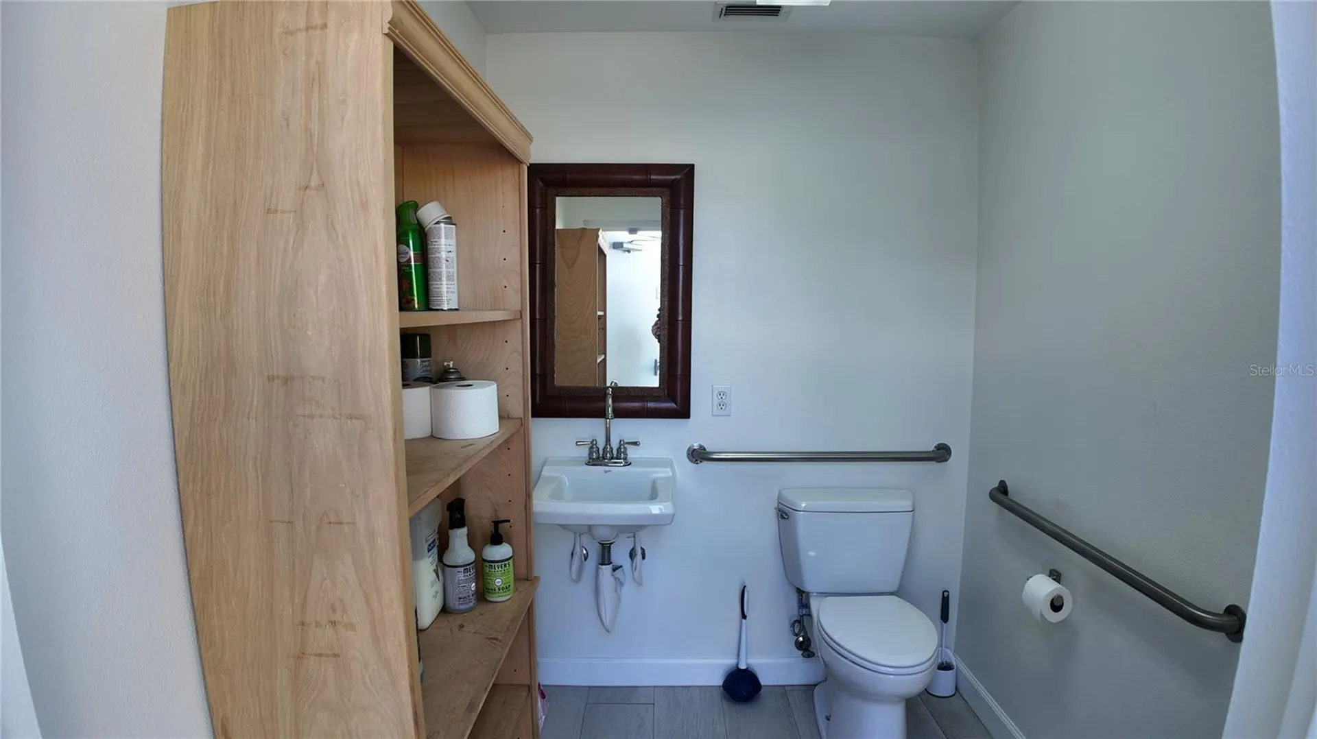 2024 Princeton Street Sarasota FL 34237