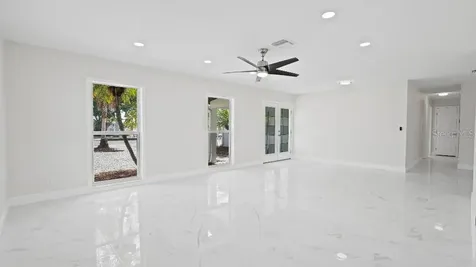 1024 Spindle Palm Way Apollo Beach FL 33572