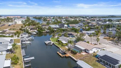 1024 Spindle Palm Way Apollo Beach FL 33572