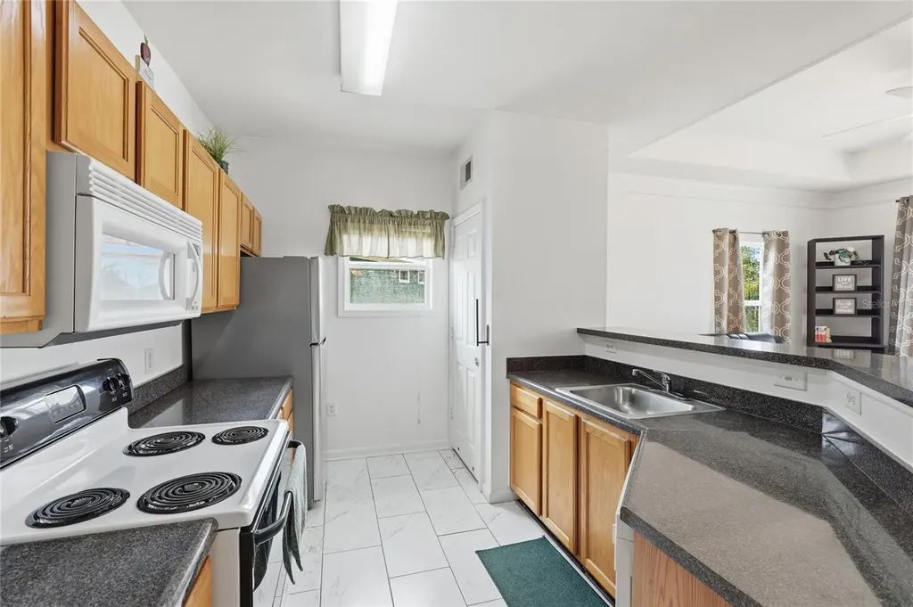 4802 51st Street W Bradenton FL 34210