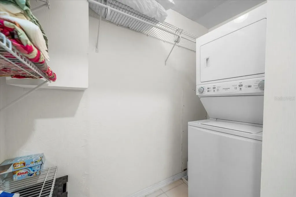 213 Fernwood Circle Seminole FL 33777
