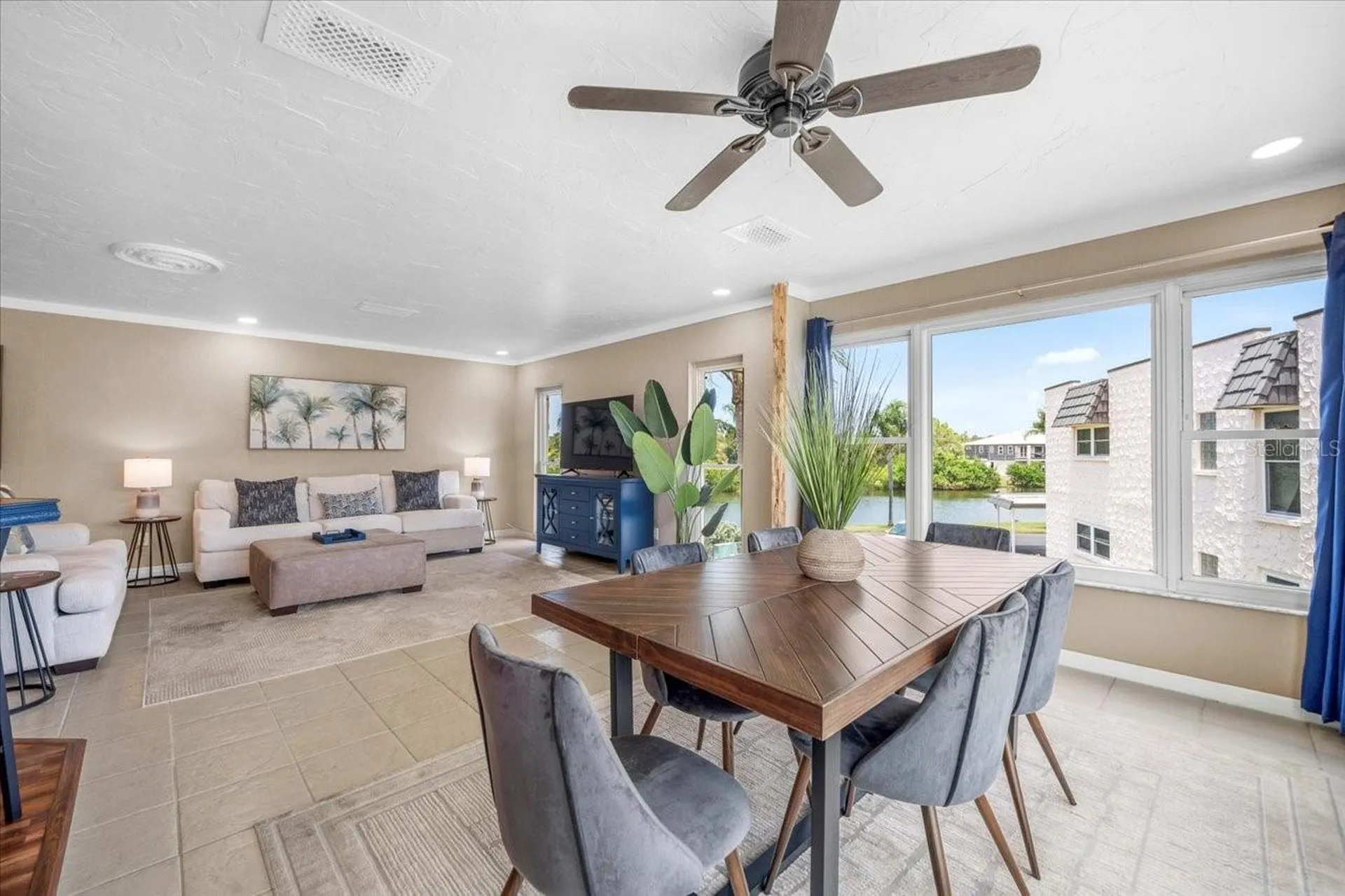 213 Fernwood Circle Seminole FL 33777
