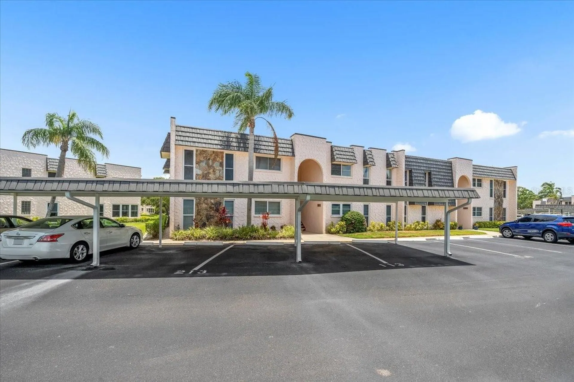 213 Fernwood Circle Seminole FL 33777