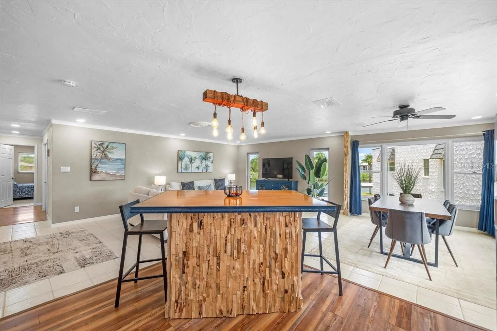 213 Fernwood Circle Seminole FL 33777