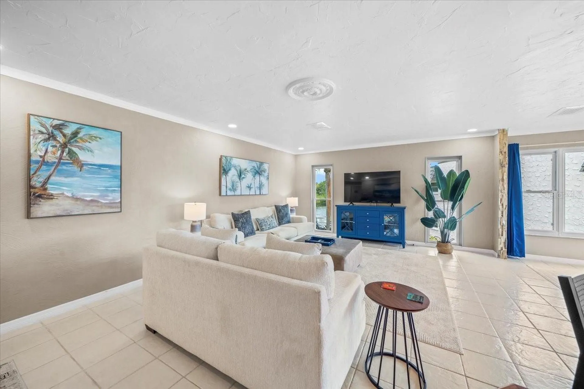 213 Fernwood Circle Seminole FL 33777