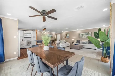 213 Fernwood Circle Seminole FL 33777
