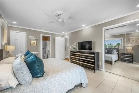 213 Fernwood Circle Seminole FL 33777