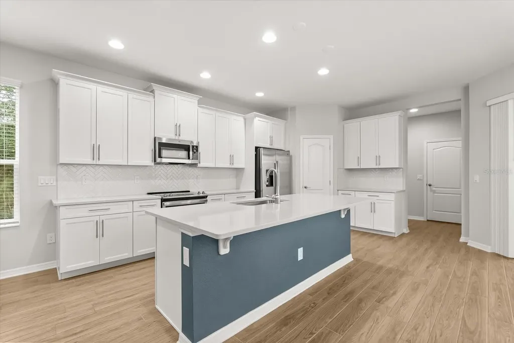 601 Becklow Street Debary FL 32713