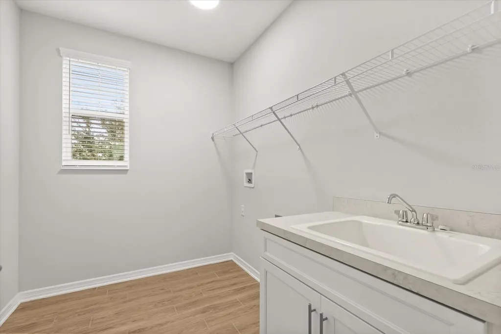 601 Becklow Street Debary FL 32713