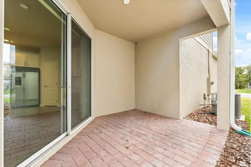 601 Becklow Street Debary FL 32713