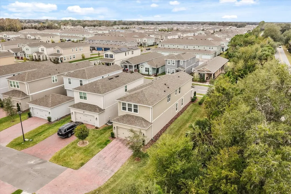 601 Becklow Street Debary FL 32713