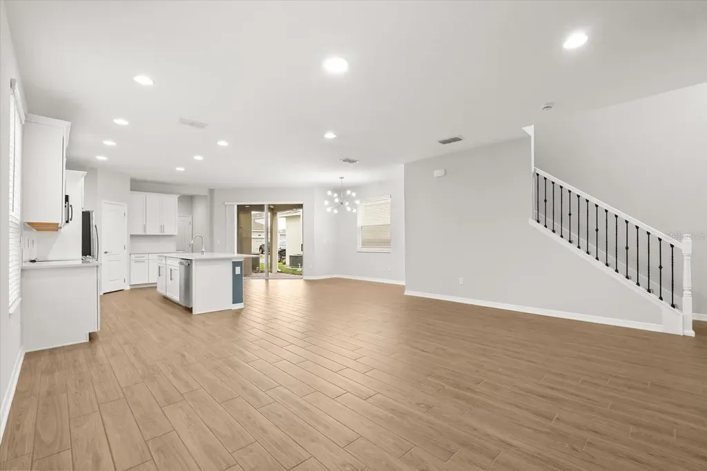 601 Becklow Street Debary FL 32713
