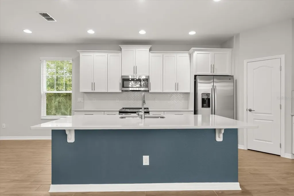 601 Becklow Street Debary FL 32713