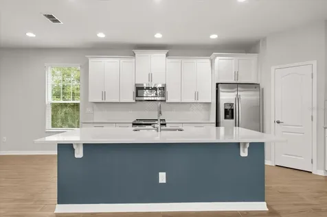 601 Becklow Street Debary FL 32713