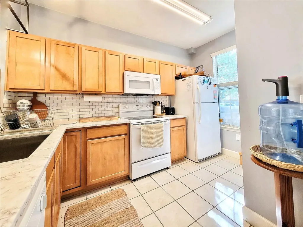 901 NW 21st Avenue Gainesville FL 32609