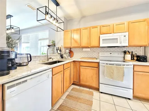 901 NW 21st Avenue Gainesville FL 32609