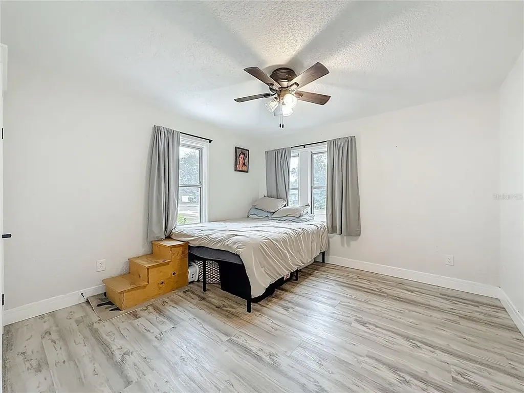520 Roanoke Street Dunedin FL 34698