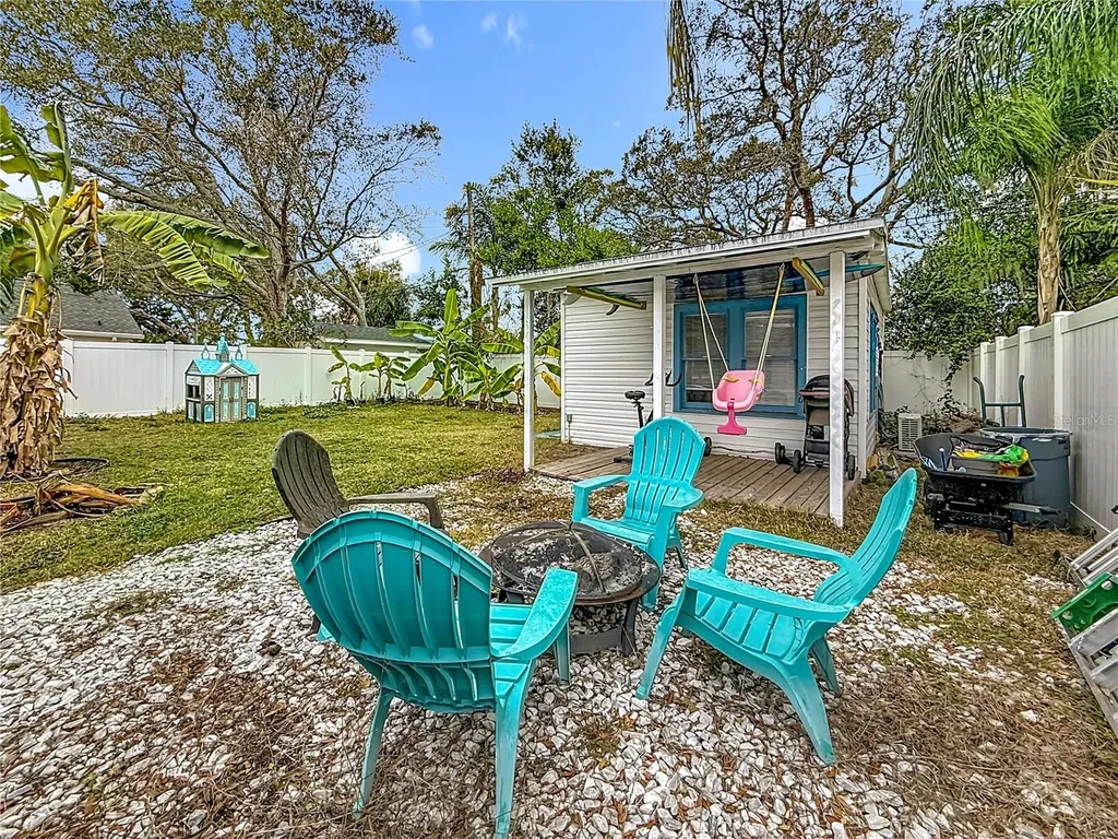 520 Roanoke Street Dunedin FL 34698