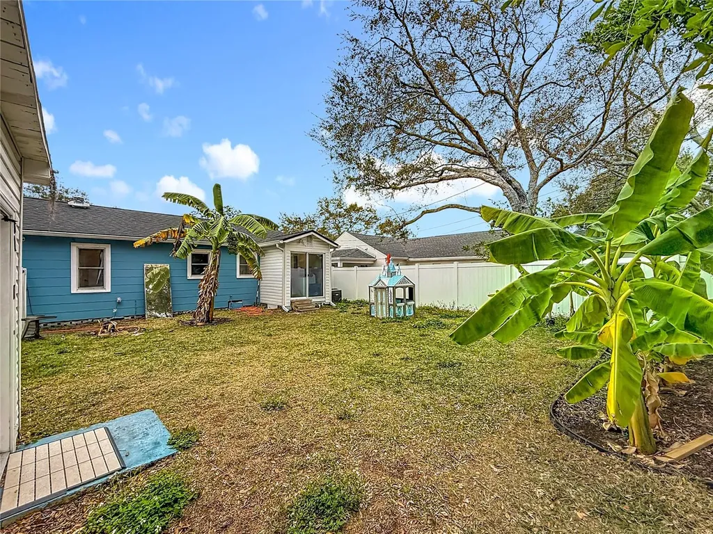 520 Roanoke Street Dunedin FL 34698