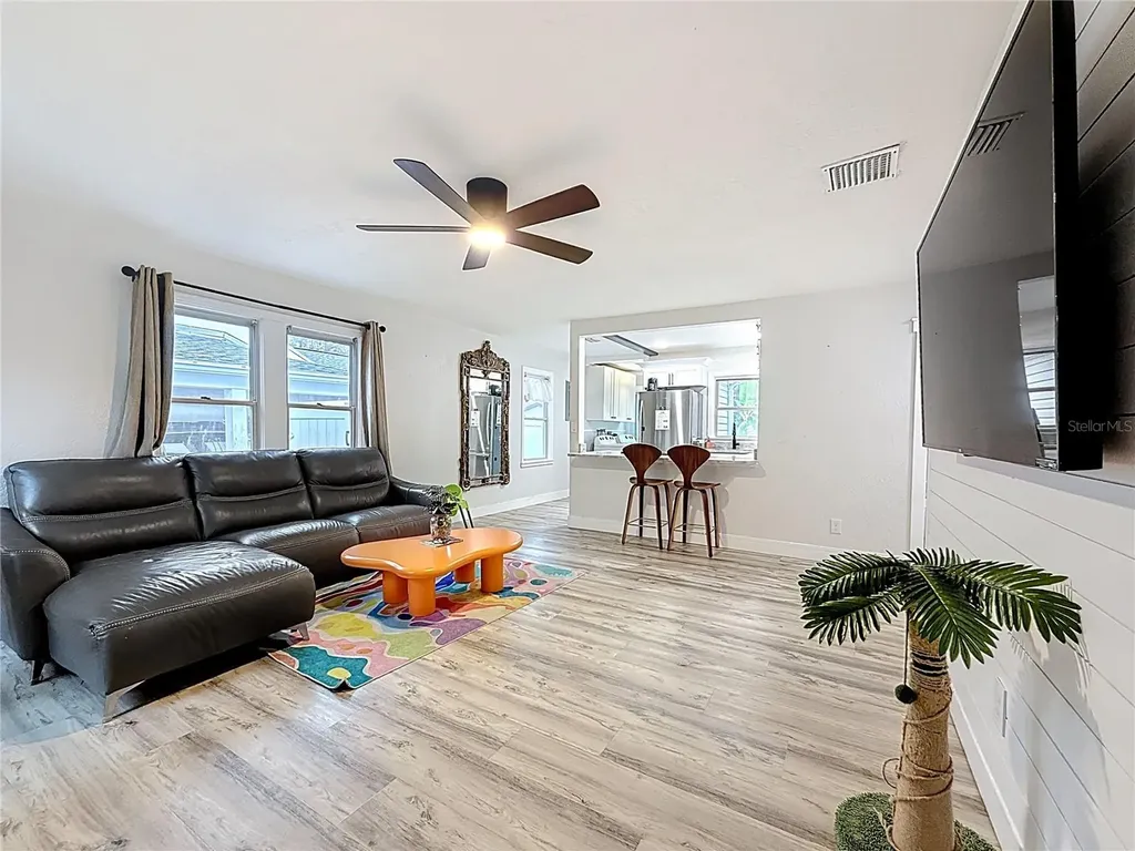 520 Roanoke Street Dunedin FL 34698