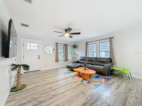 520 Roanoke Street Dunedin FL 34698