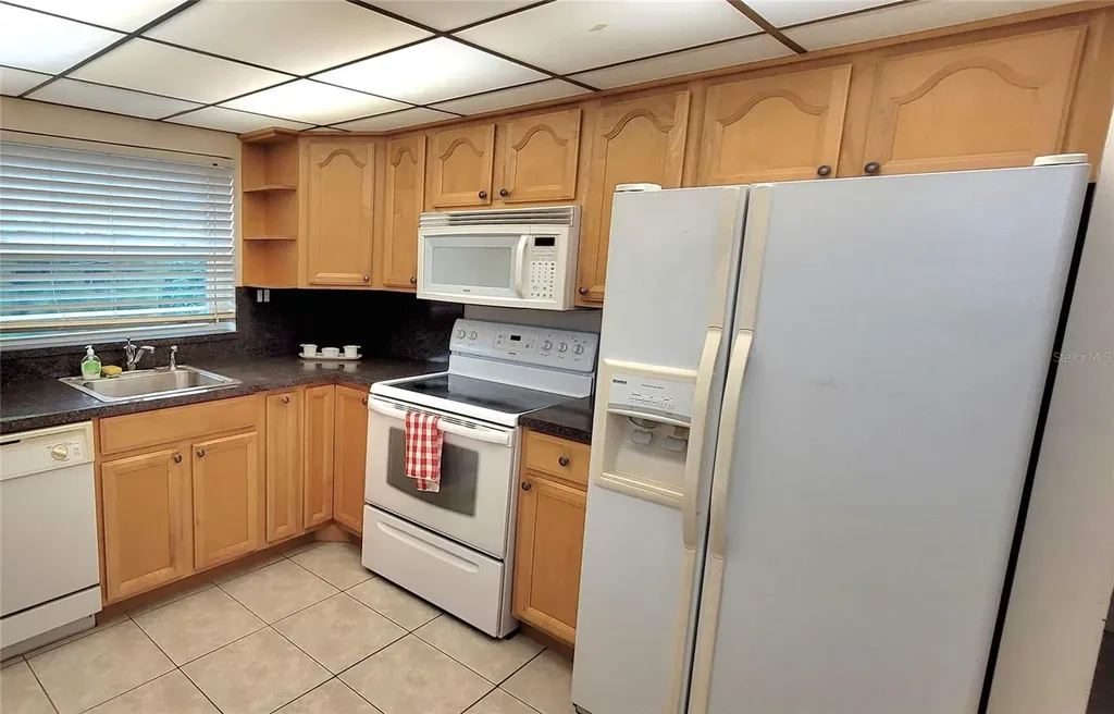 9861 Sunrise Lakes Blvd Sunrise Lakes Boulevard Sunrise FL 33322
