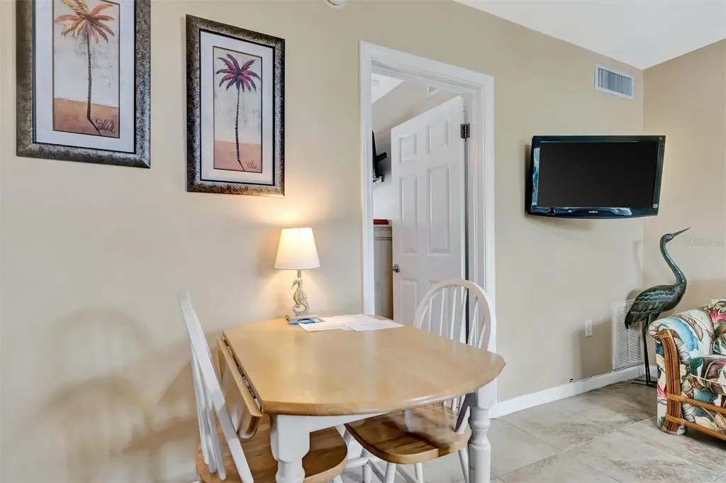 673 Bay Esplanade Clearwater Beach FL 33767