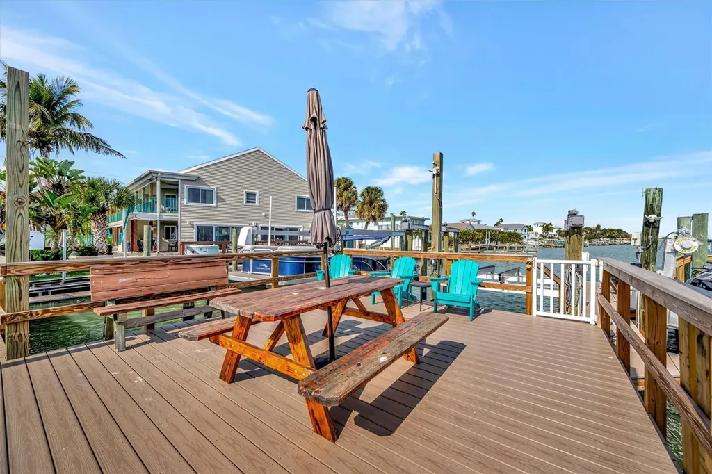 673 Bay Esplanade Clearwater Beach FL 33767