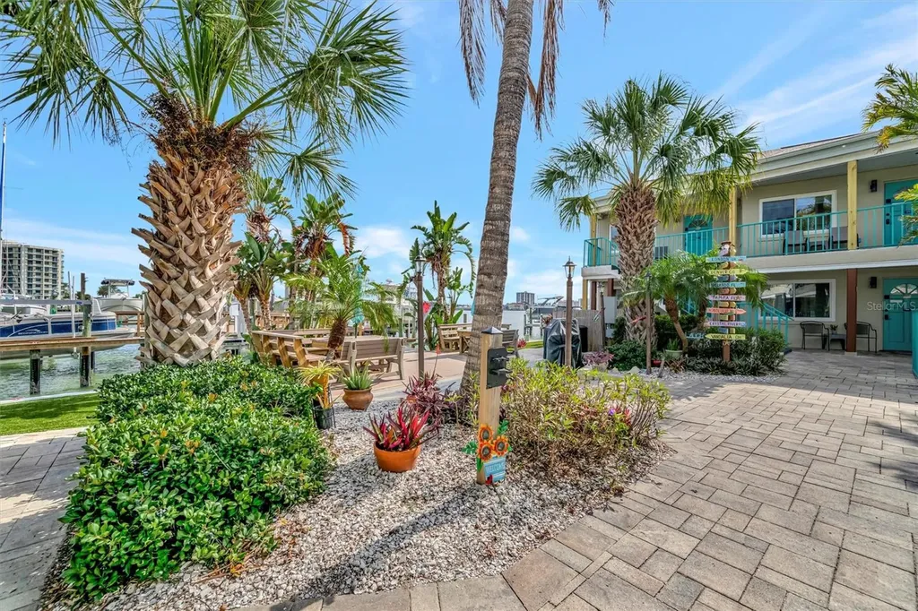 673 Bay Esplanade Clearwater Beach FL 33767