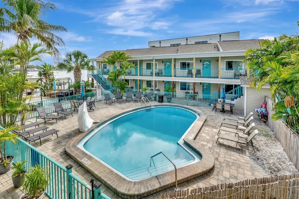 673 Bay Esplanade Clearwater Beach FL 33767