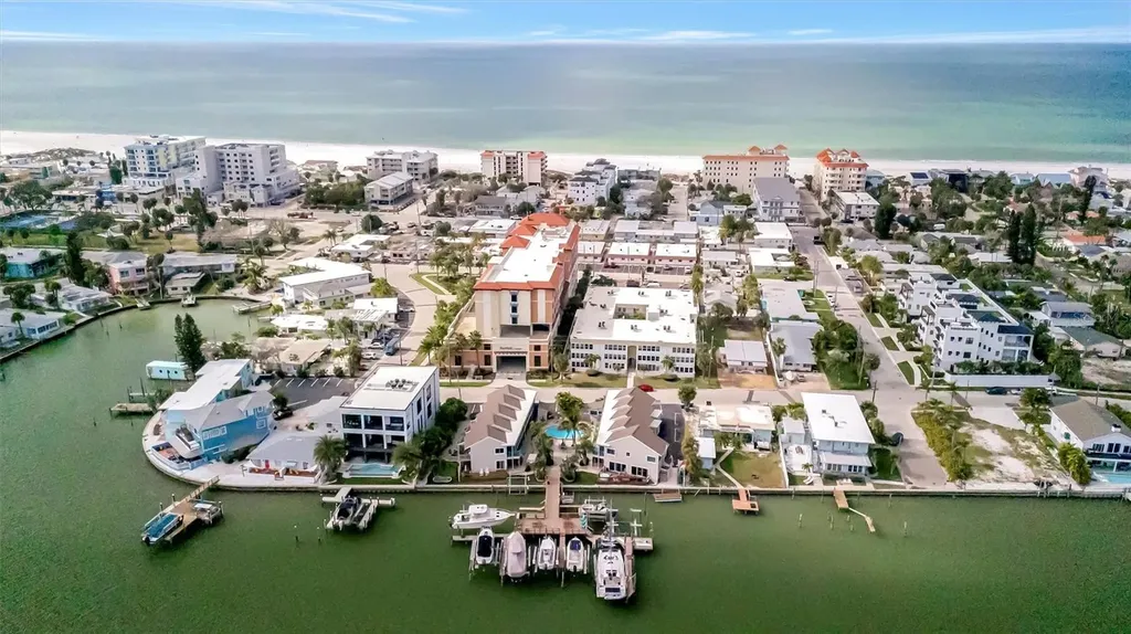 673 Bay Esplanade Clearwater Beach FL 33767
