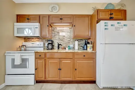 673 Bay Esplanade Clearwater Beach FL 33767