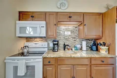 673 Bay Esplanade Clearwater Beach FL 33767