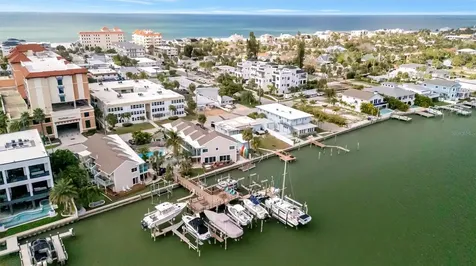 673 Bay Esplanade Clearwater Beach FL 33767