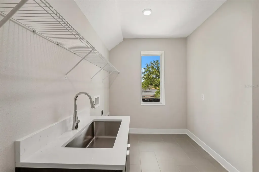 3310 W Rogers Avenue Tampa FL 33611