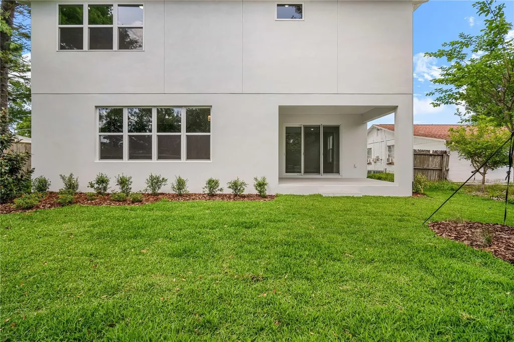 3310 W Rogers Avenue Tampa FL 33611