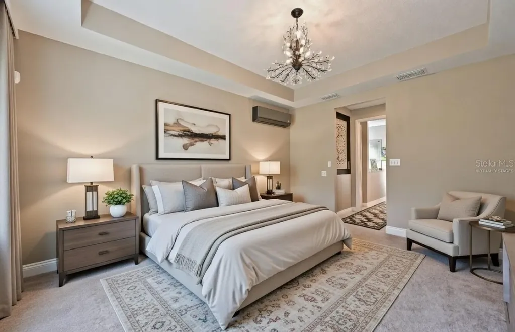 8023 Sandstar Way Sarasota FL 34240